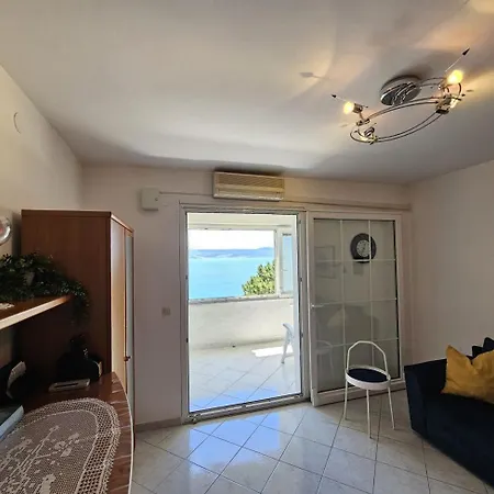 Apartment Toni Nv - 30 M From The