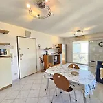 Apartman Toni Nv - 30 M From The